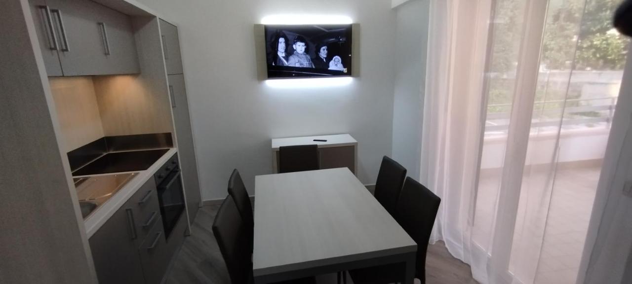Appartamento Parco Urciuolo Чирела Екстериор снимка