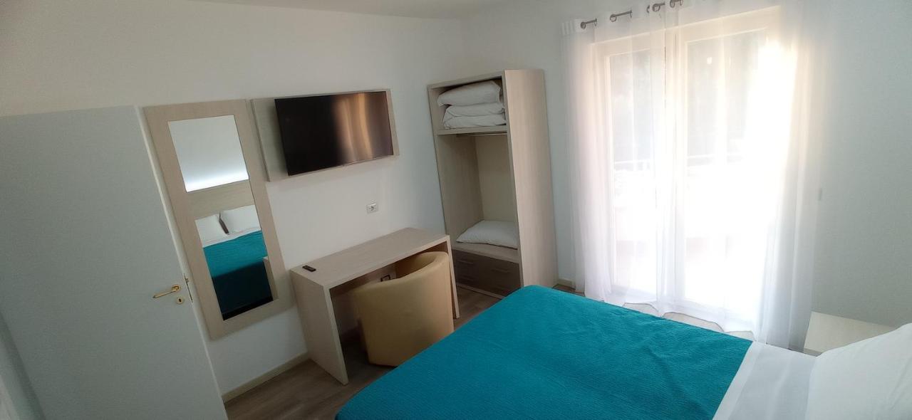 Appartamento Parco Urciuolo Чирела Екстериор снимка